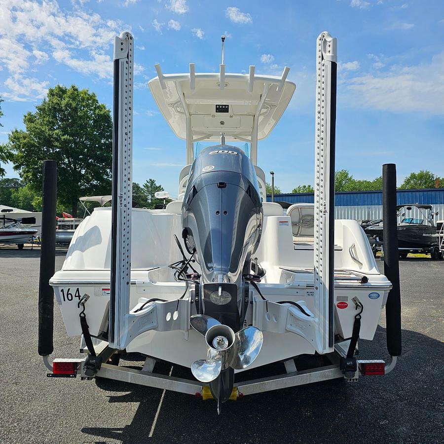 Used 2023 Sea Fox Commander 228