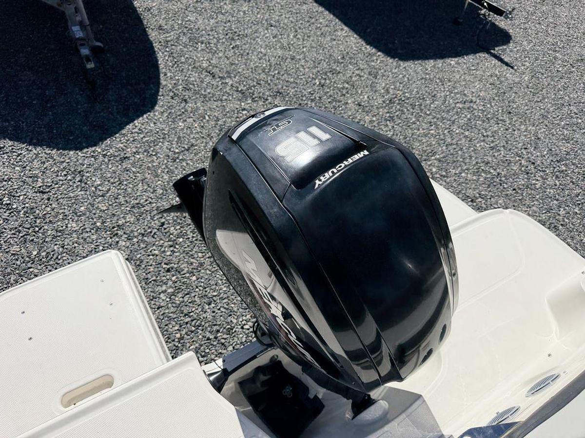 Used 2021 Bayliner DX2000