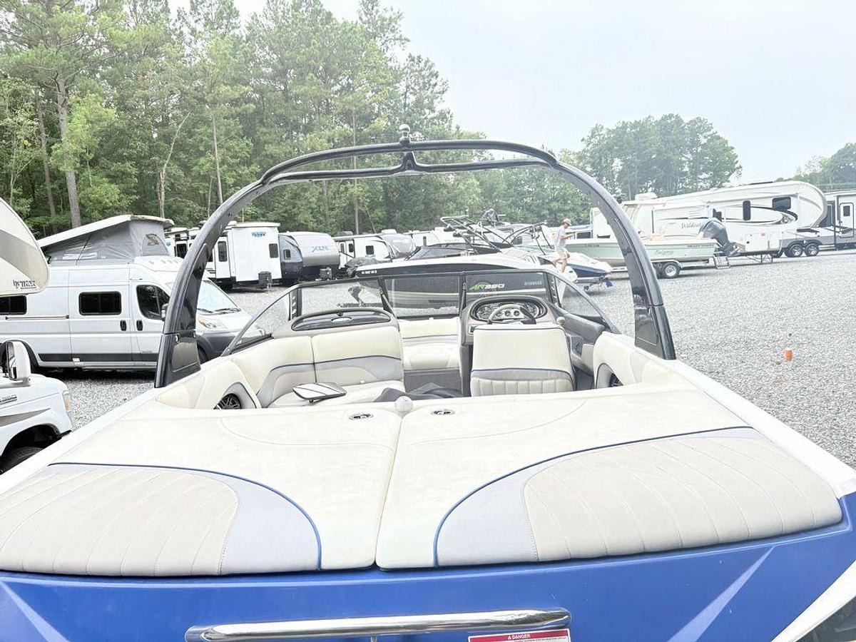 Used 2007 Malibu Boats Wakesetter VTX