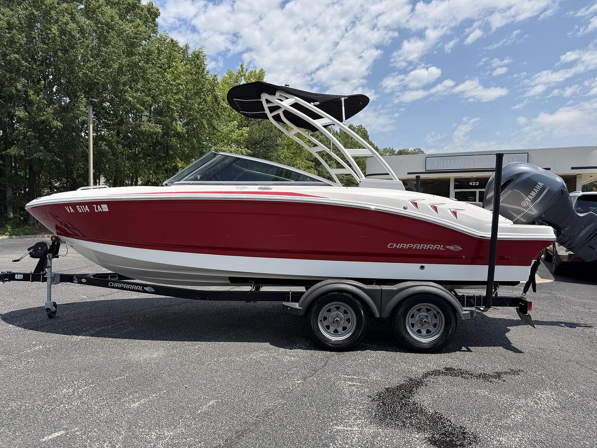 Used 2019 Chaparral H20 21
