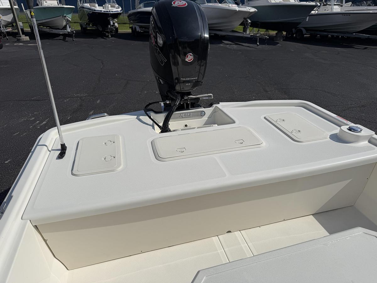 Used 2022 Mako Pro Skiff 19CC