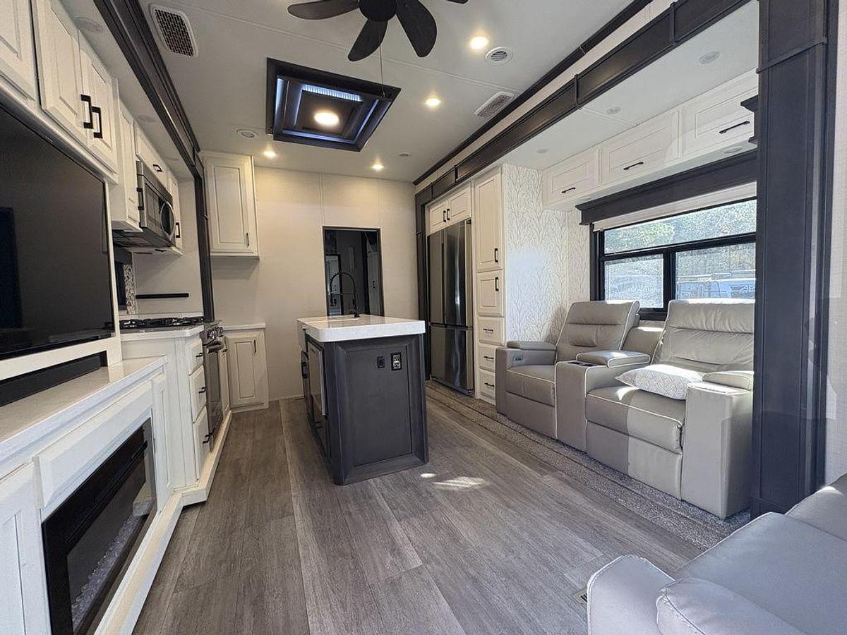 Used 2023 DRV Mobile Suites Luxury 44 ORLANDO