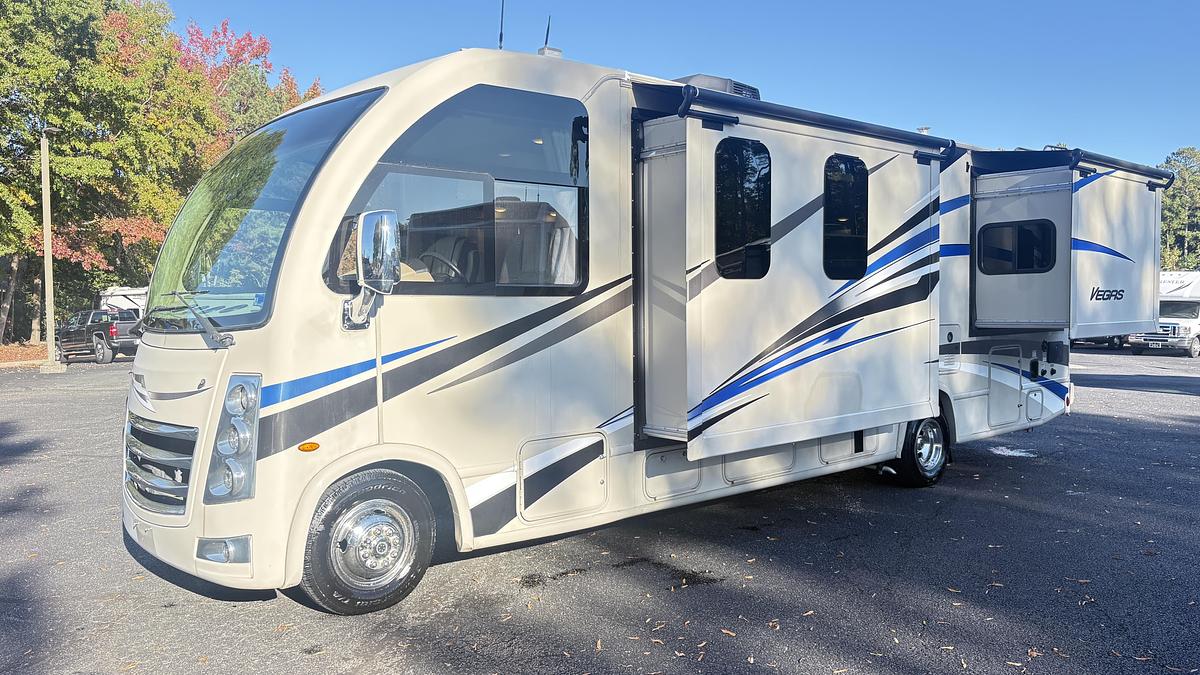 2019 Thor Vegas 27.7