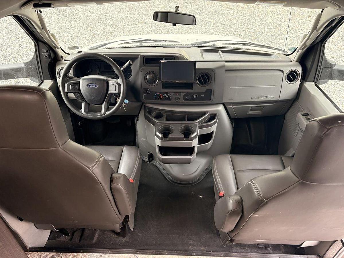 2021 Forest River Forester Classic 2441DS Ford Chassis