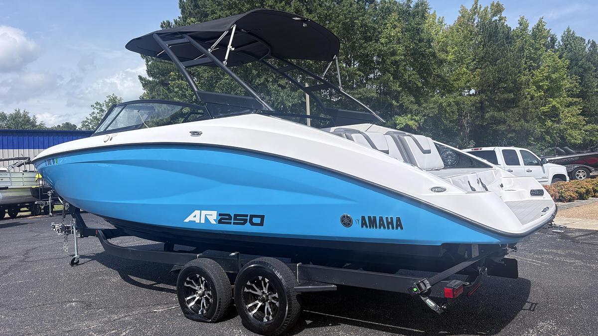 Used 2023 Yamaha AR250
