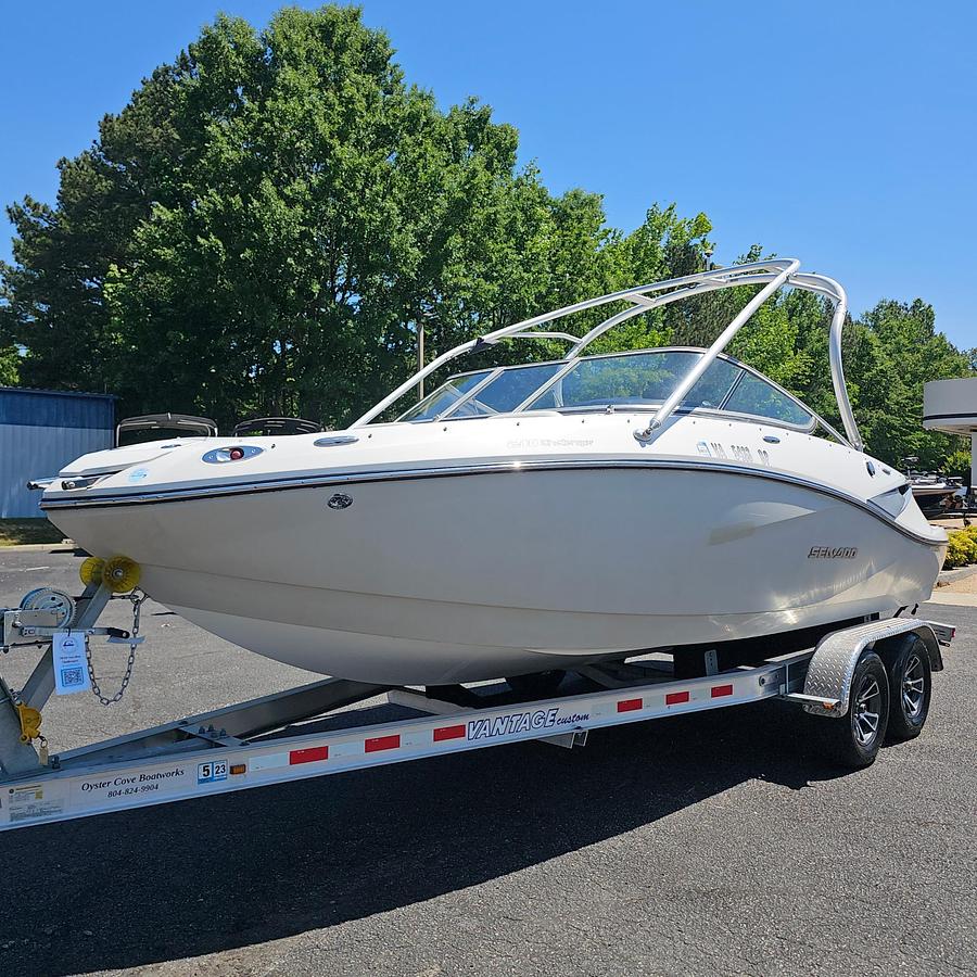 Used 2010 Sea-Doo Challenger 210SE