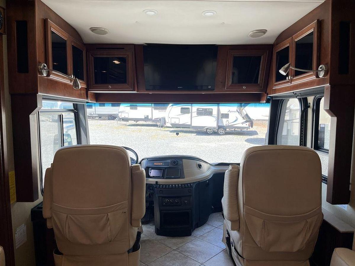 Used 2012 American Coach Revolution 42W