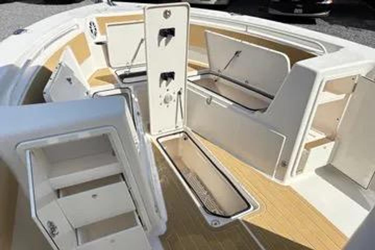 Used 2017 Carolina Skiff Sea Chaser 27