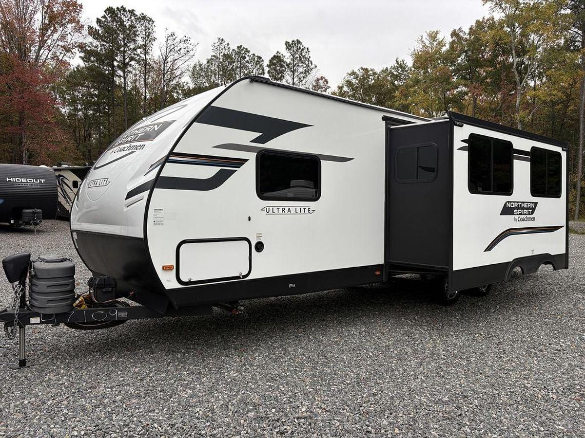 Used 2024 Coachmen Northern Spirit 2963BH
