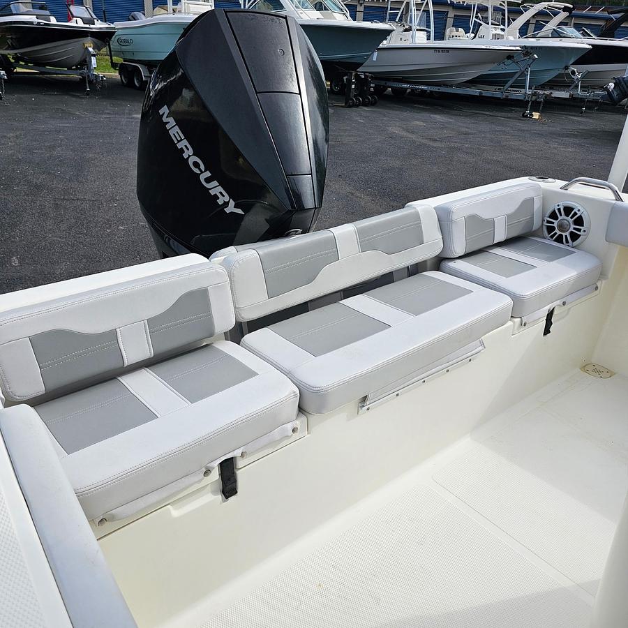 Used 2022 Mako Marine 214 CC