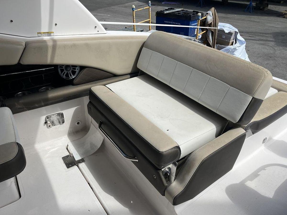 Used 2014 Regal 3200