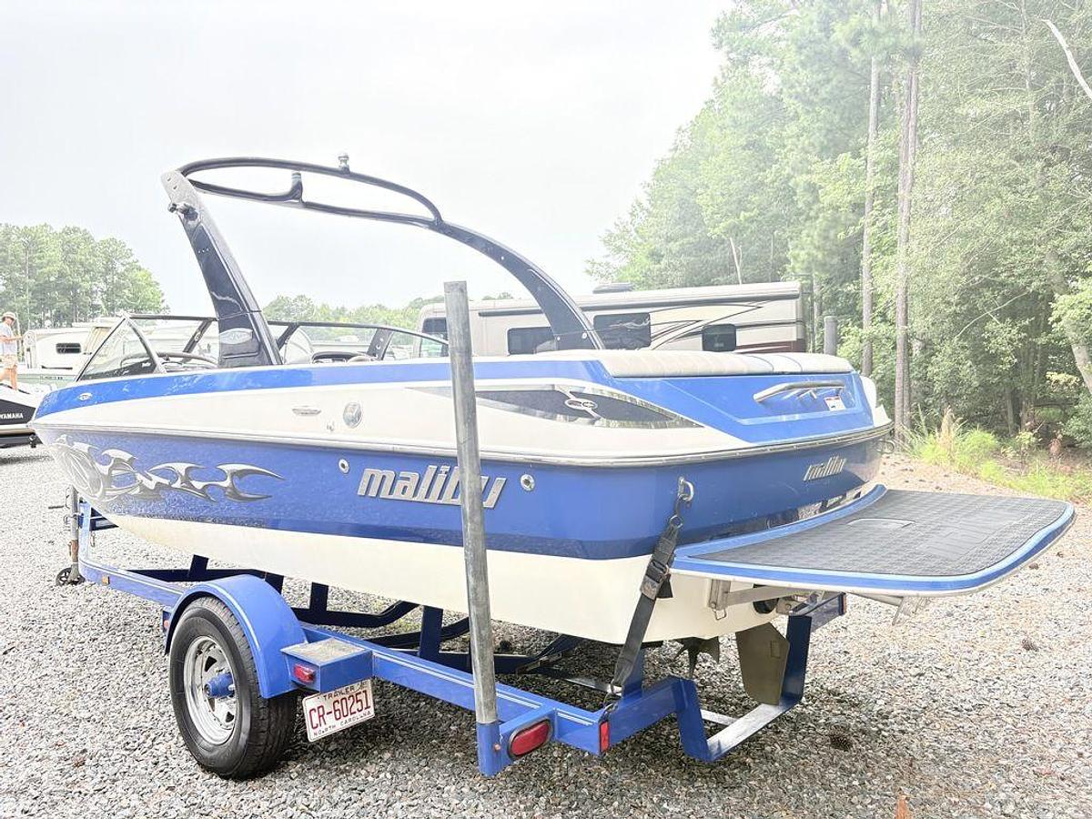 Used 2007 Malibu Boats Wakesetter VTX