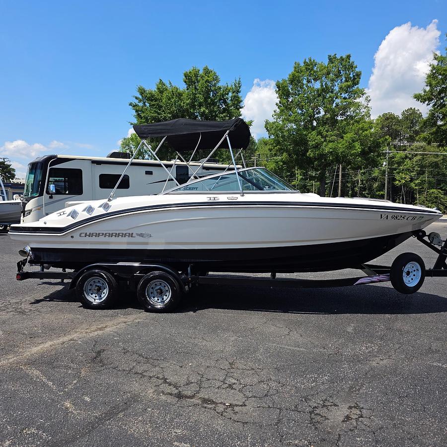 Used 2013 Chaparral 216 SSI