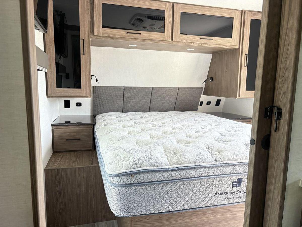 Used 2024 Alliance Delta 281BH