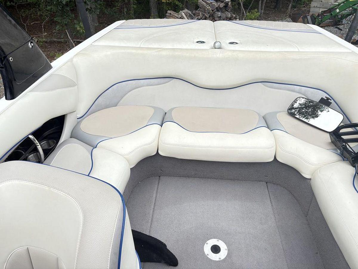 Used 2007 Malibu Boats Wakesetter VTX