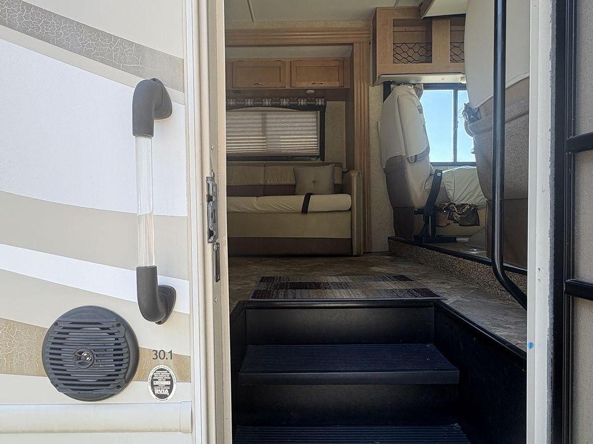 Used 2015 Thor Motor Coach A.C.E. 30.1