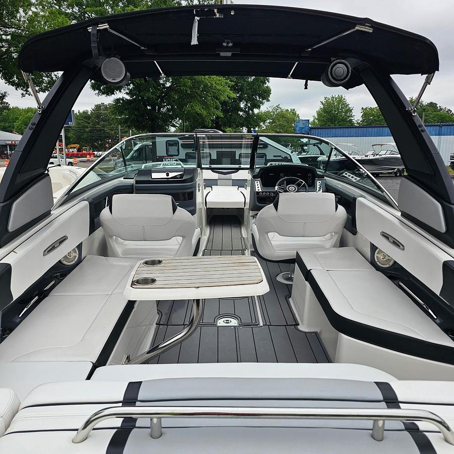 Used 2021 Chaparral 307 SSX