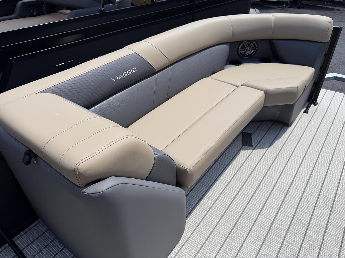 2027 Viaggio Lago V-22U