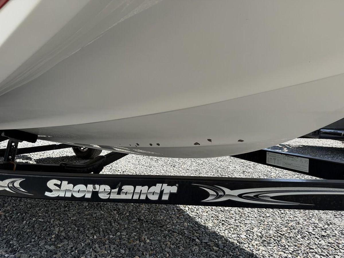 Used 2012 Hurricane Sundeck 188