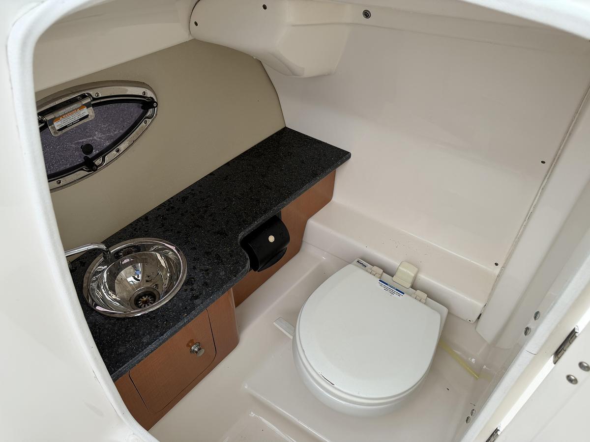 Used 2012 Chaparral 264 Sunesta