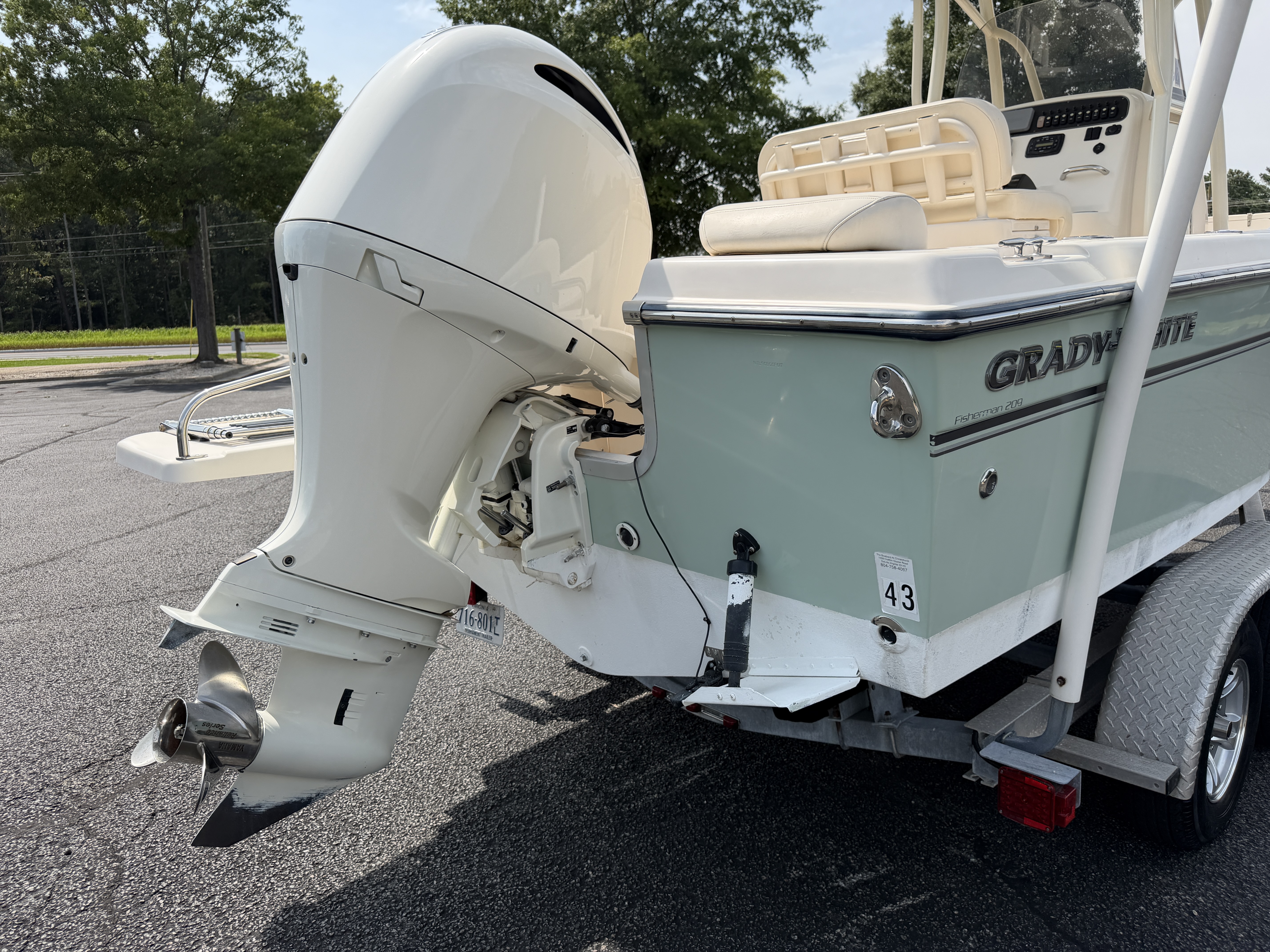 Used 2017 Grady White Fisherman 209