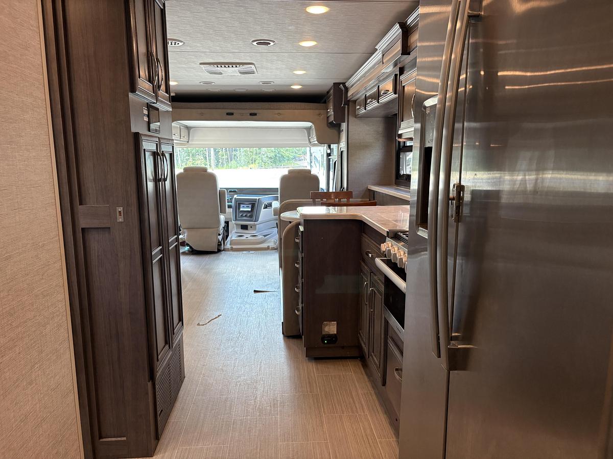 Used 2023 Entegra Vision XL  36C