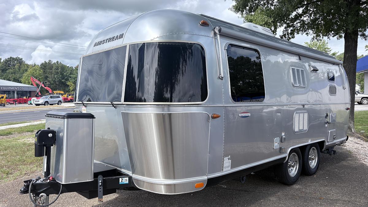 Used 2019 Airstream International Serenity