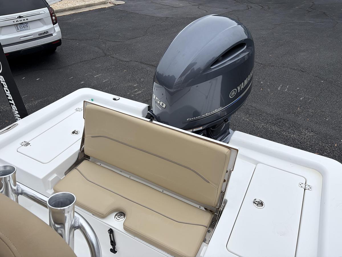 Used 2016 Sportsman Masters 207 Bay Boat