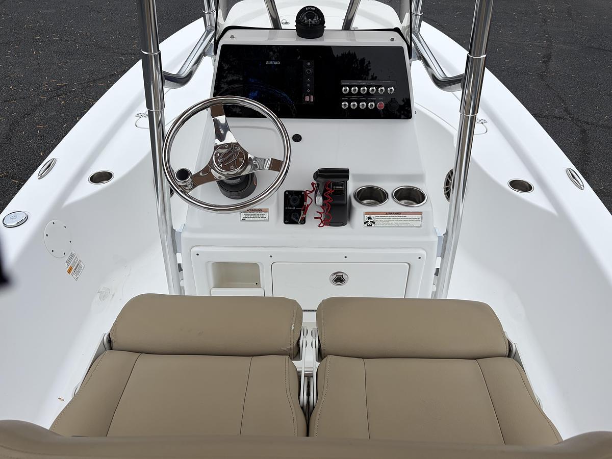 Used 2016 Sportsman Masters 207 Bay Boat