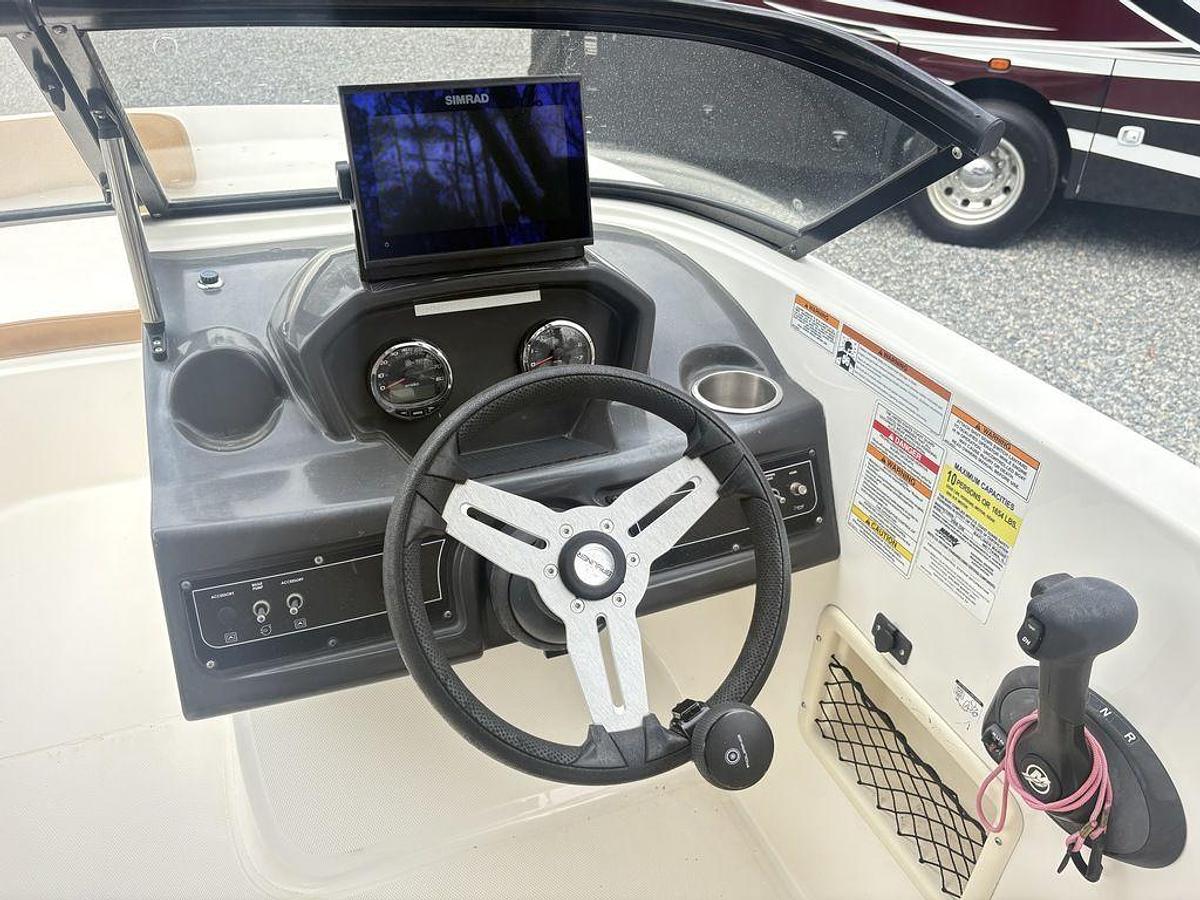 Used 2022 Bayliner VR6 BR