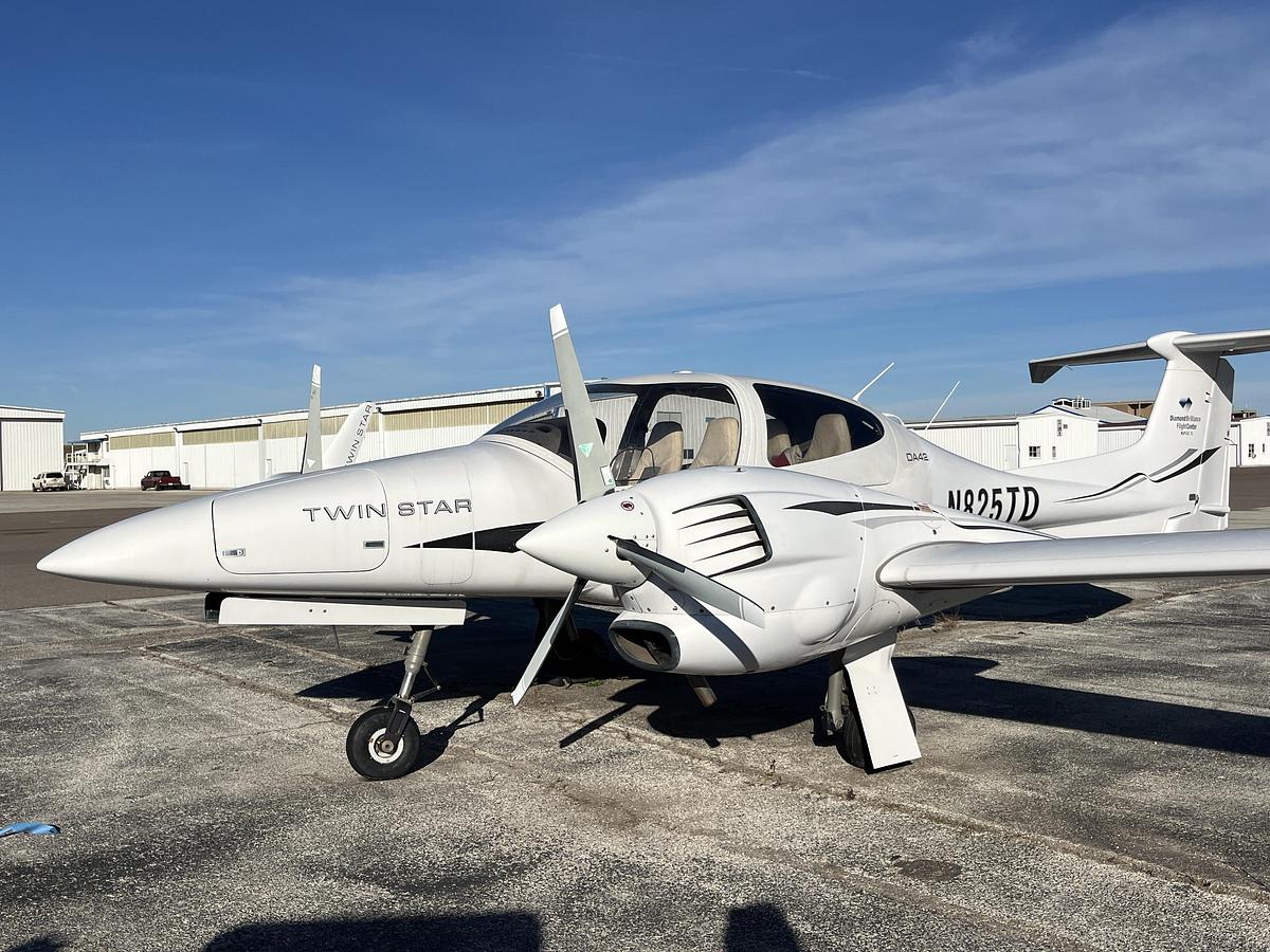 Used 2007 Diamond DA 42
