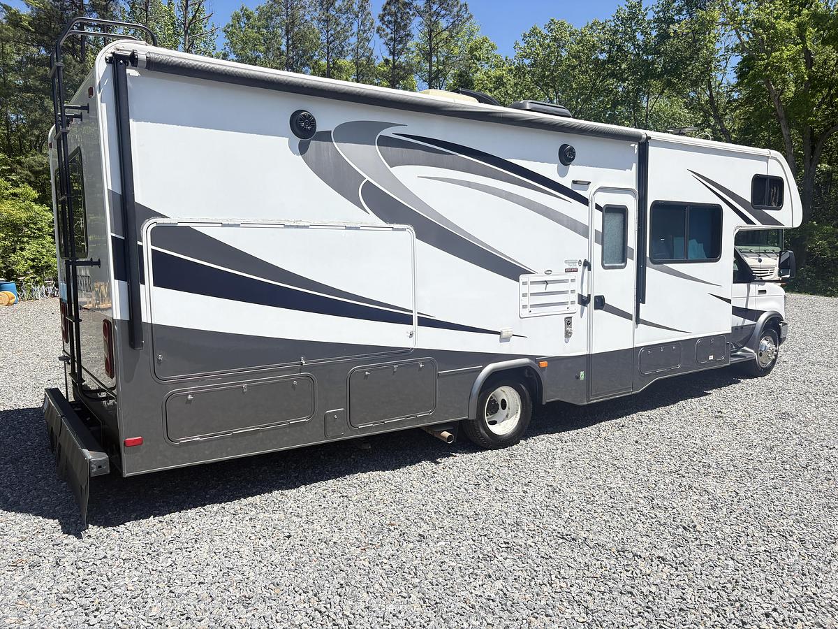 Used 2017 Forest River Forester 2861DS