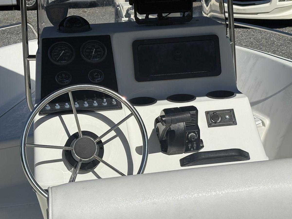Used 2000 HydraSports Sea Horse 180