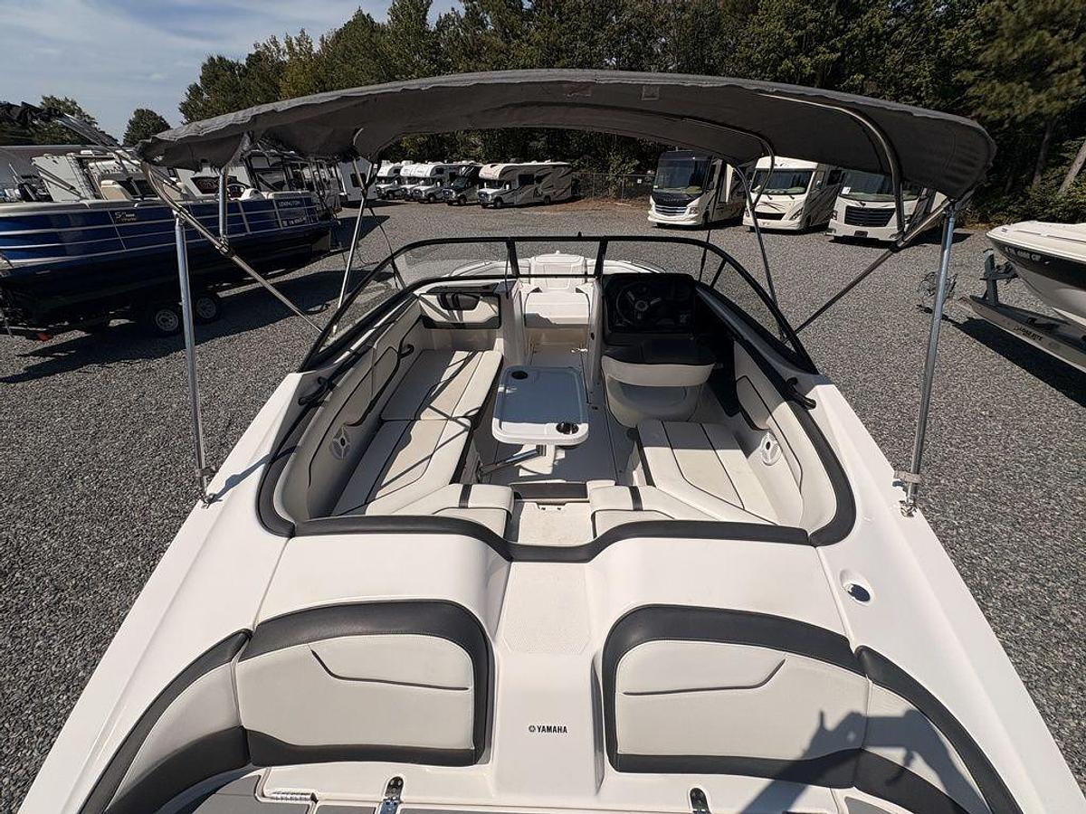Used 2018 Yamaha SX 210