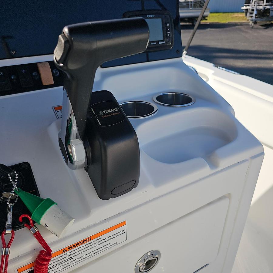 Used 2017 Sea Hunt 196 Ultra