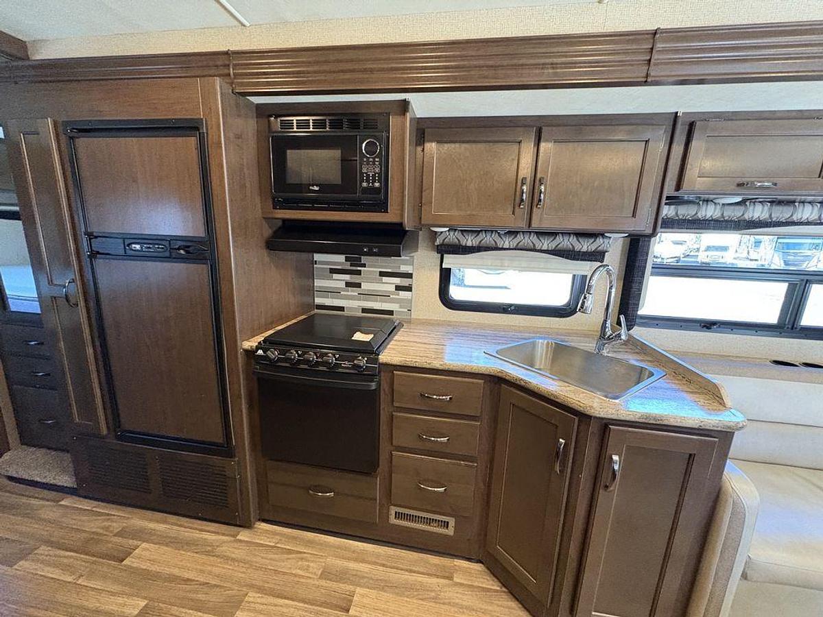 Used 2017 Thor Motor Coach A.C.E. 30.4