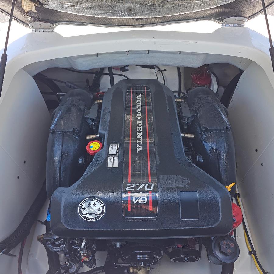Used 2013 Chaparral 216 SSI