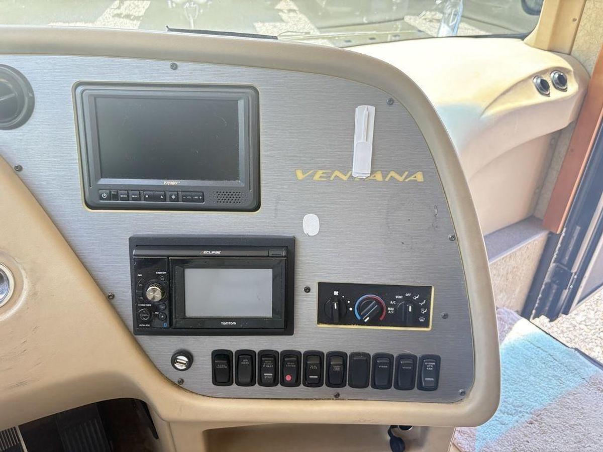 Used 2010 Newmar Ventana M-4333