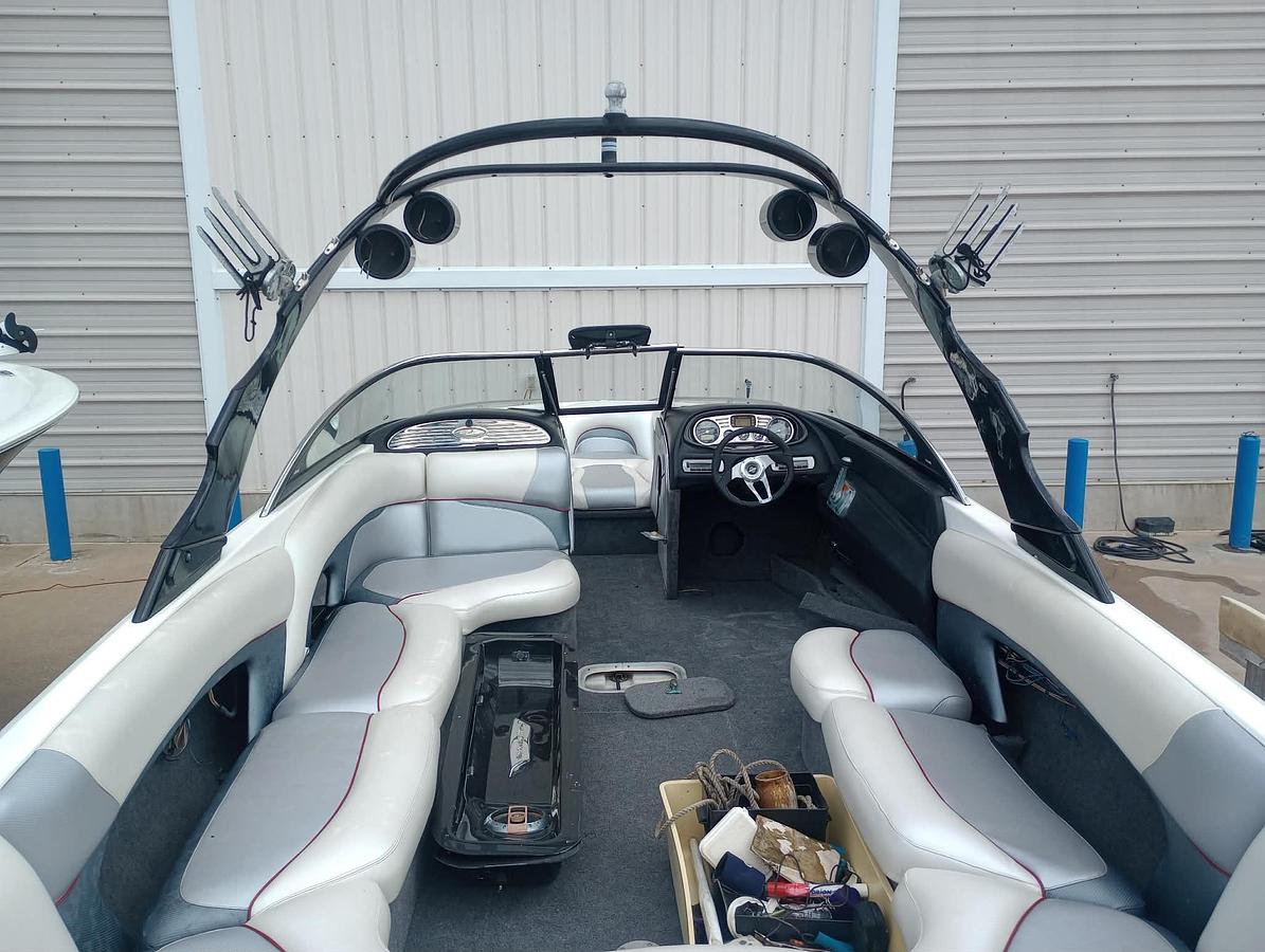 Used 2008 MALIBU Wakesetter 247