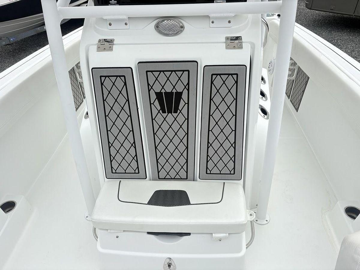 Used 2022 Wellcraft 222 Fisherman