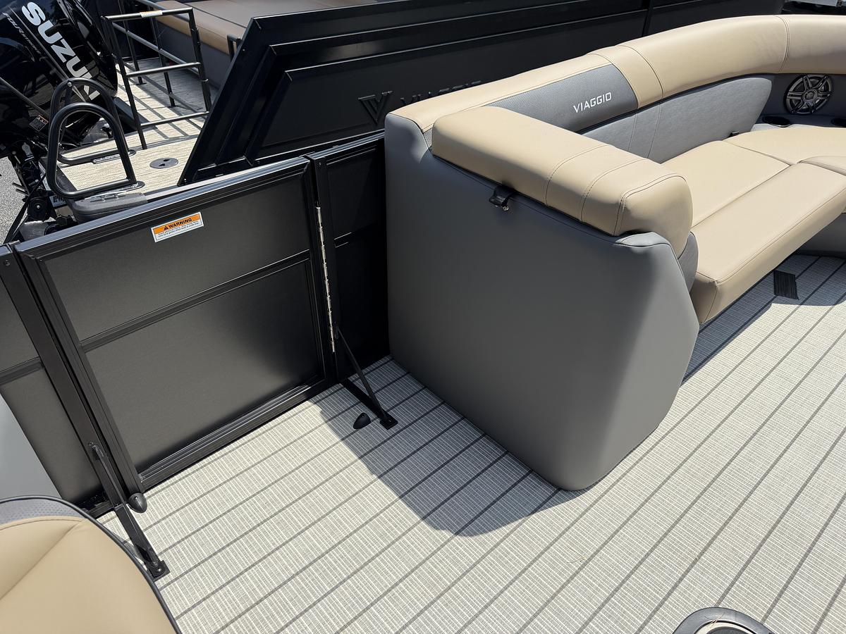 2027 Viaggio Lago V-22U