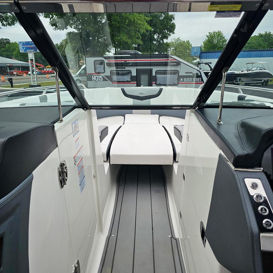 Used 2021 Chaparral 307 SSX