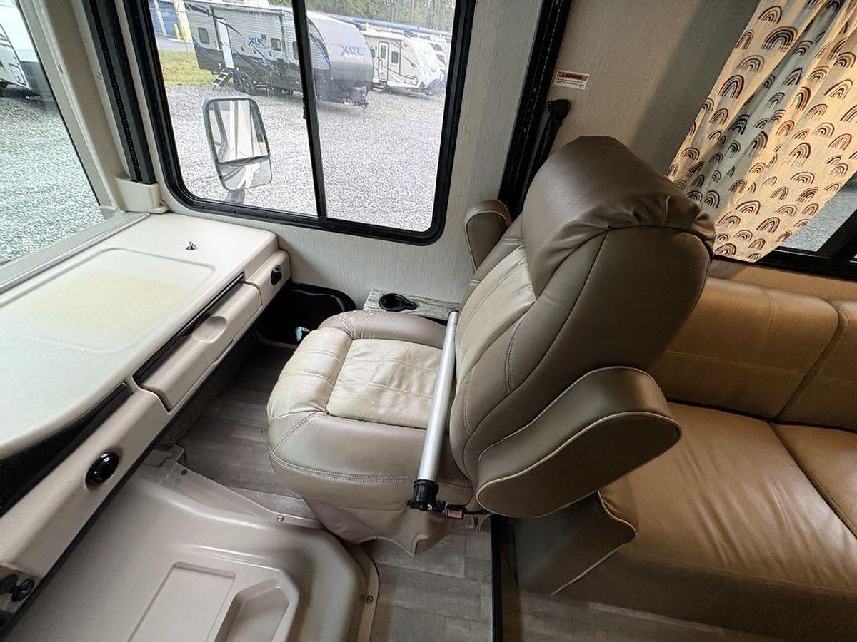 Used 2020 Holiday Rambler Admiral 34J