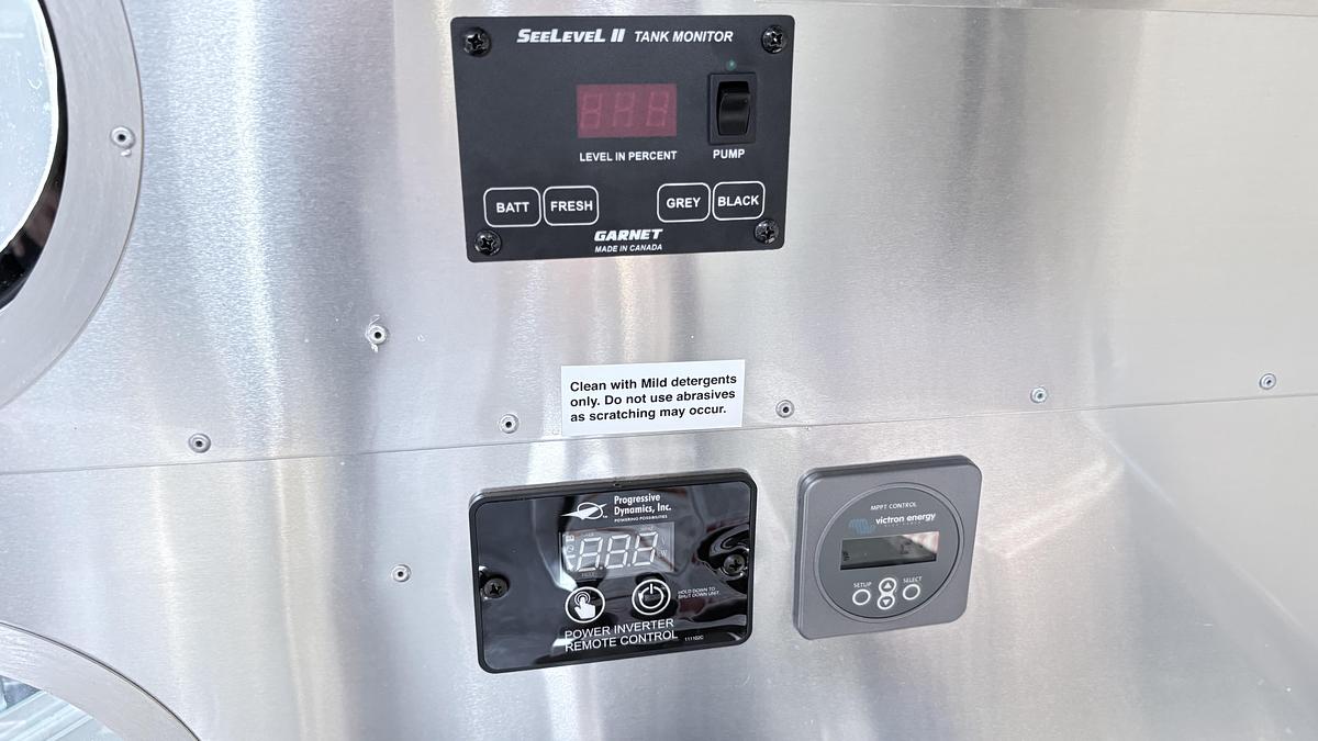 Used 2021 AIRSTREAM Flying Cloud 23CB