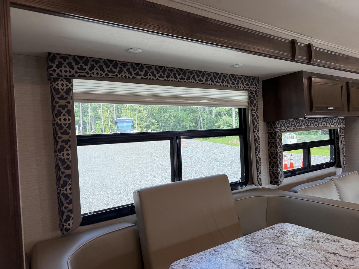 Used 2019 Jayco Greyhawk