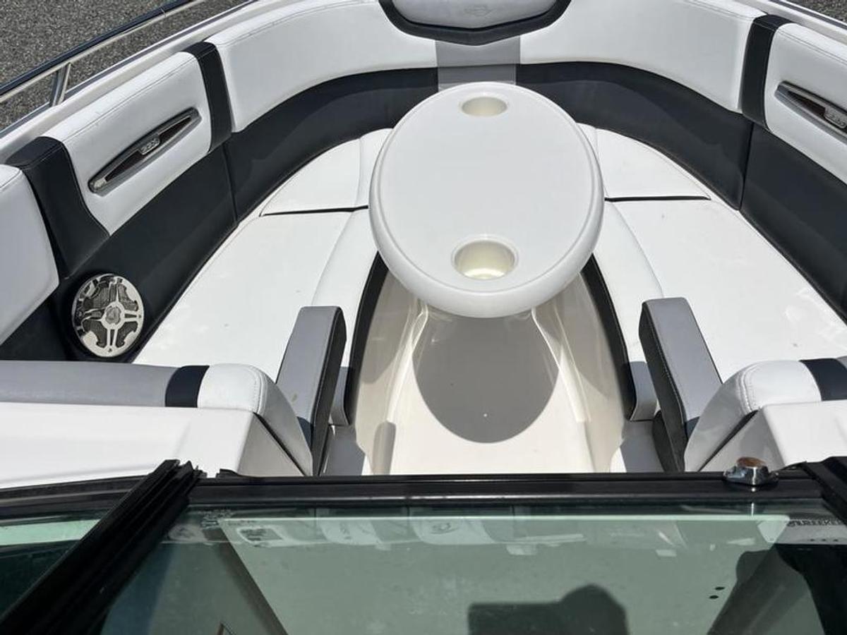 Used 2020 Chaparral 257 SSX