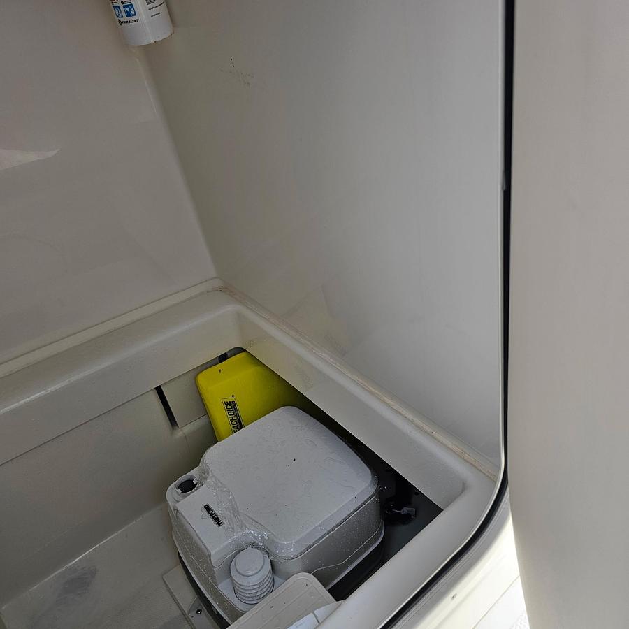 Used 2022 Mako Marine 214 CC