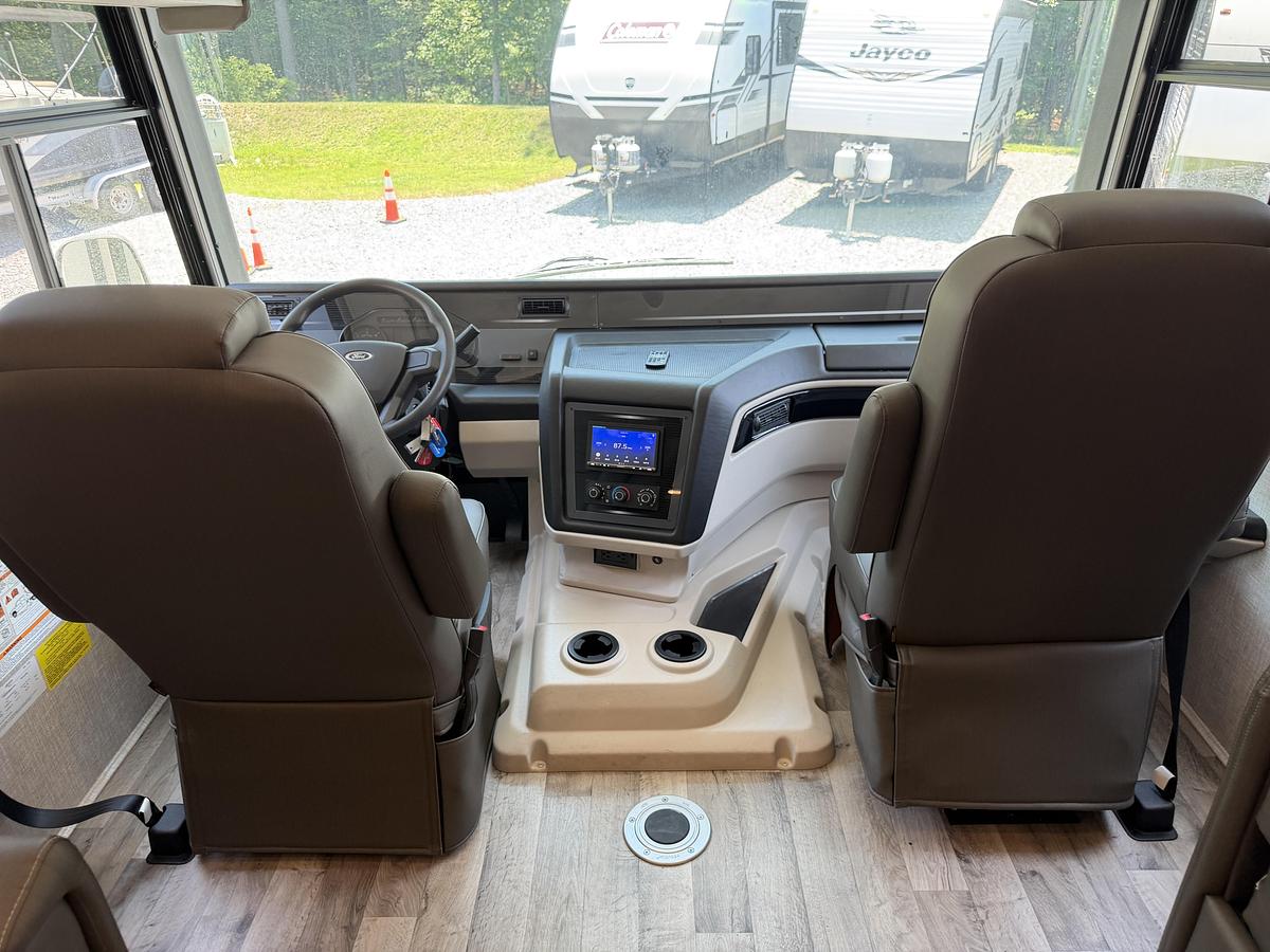 Used 2023 Jayco precept 31UL