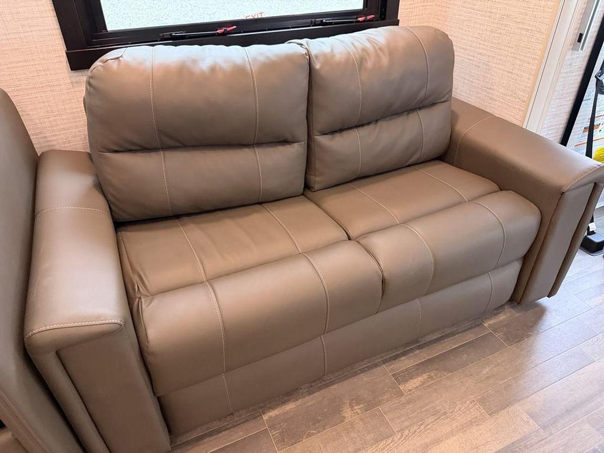 Used 2024 Entegra Vision XL 36A