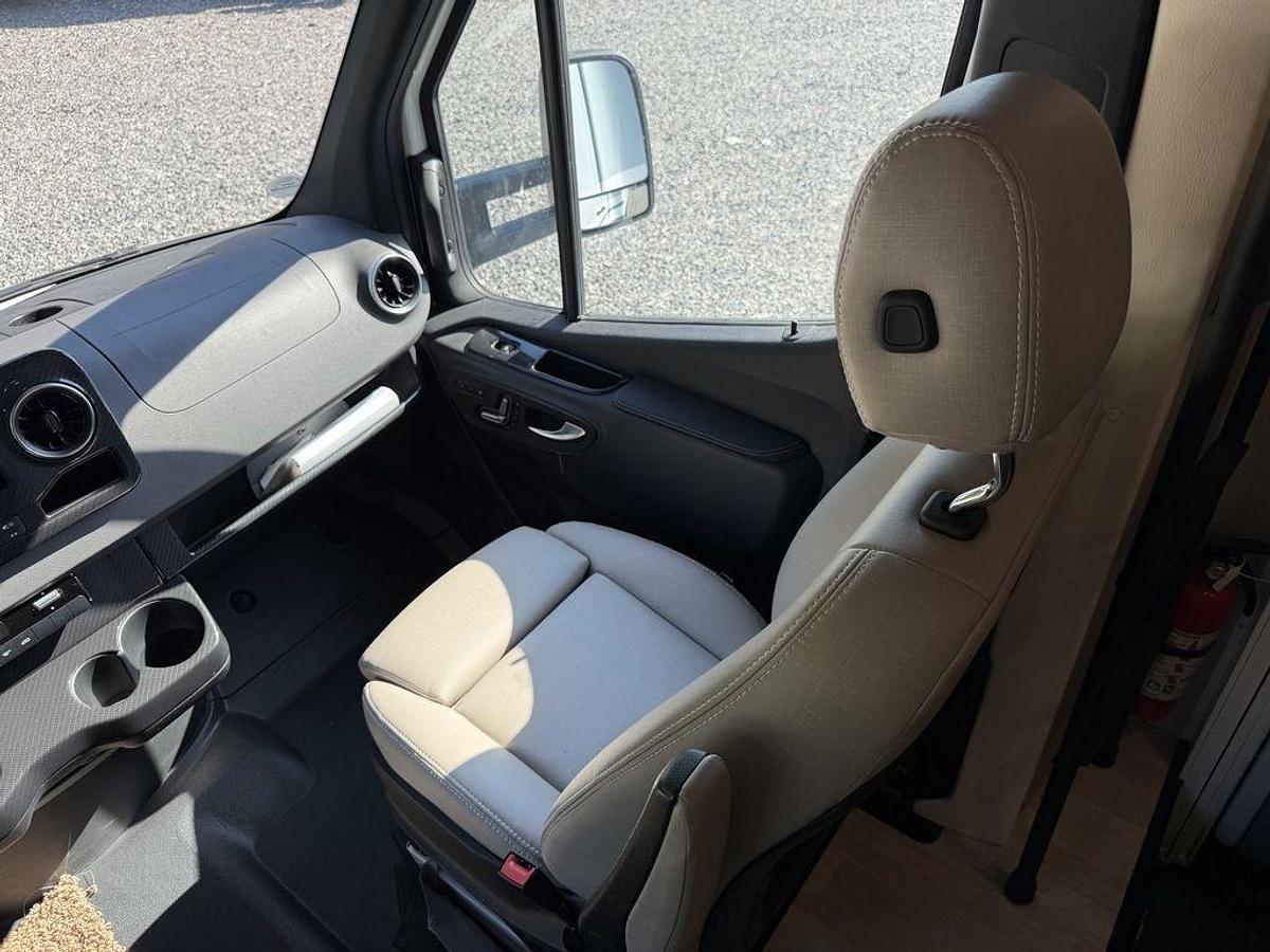 Used 2024 Winnebago View 24V